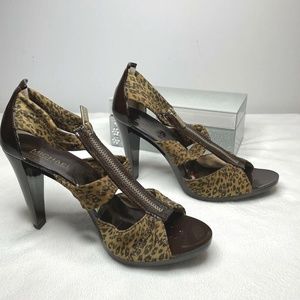 Michael Kors T Strap Berkley  Cheetah Print Front Zipper Sandal Heels Size 8M